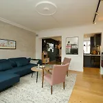 Bright With Three Balconies On Norrebro Apartamento