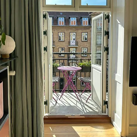 Appartement Bright With Three Balconies On Norrebro *
